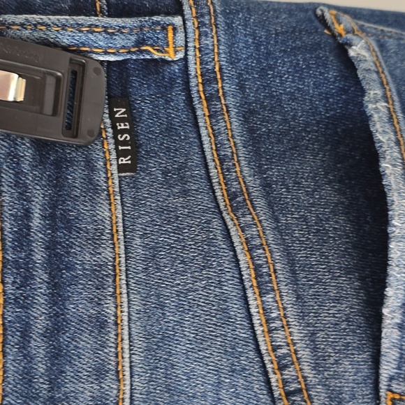 Risen Cross Over Button Distressed Jeans - Picture 6 of 9